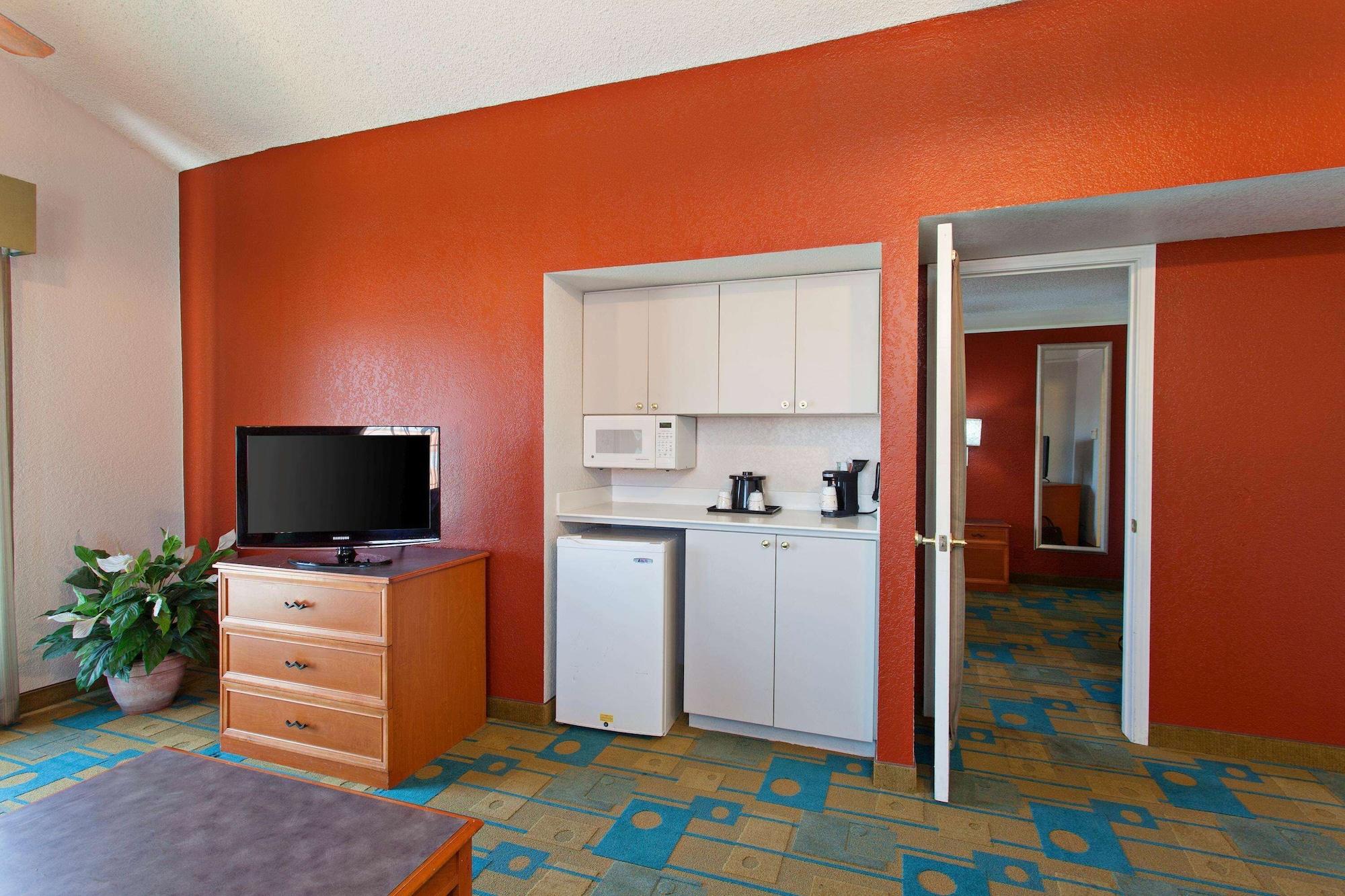 La Quinta Inn By Wyndham Costa Mesa Orange County Kültér fotó